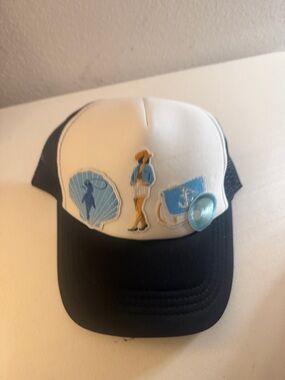 Boutique trucker hat